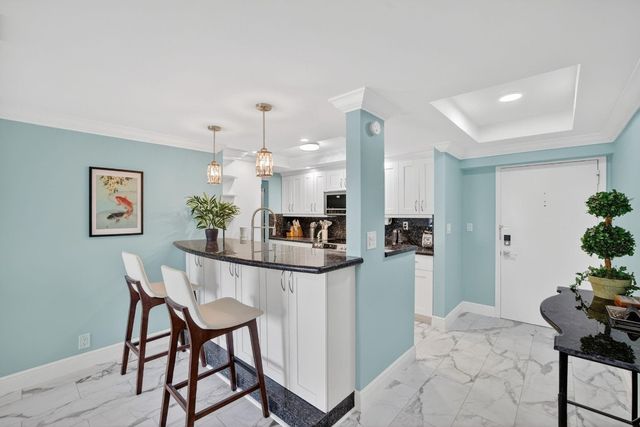 95 N Birch Road 702, Fort Lauderdale, FL 33304