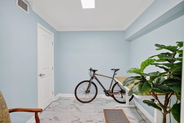 95 N Birch Road 702, Fort Lauderdale, FL 33304