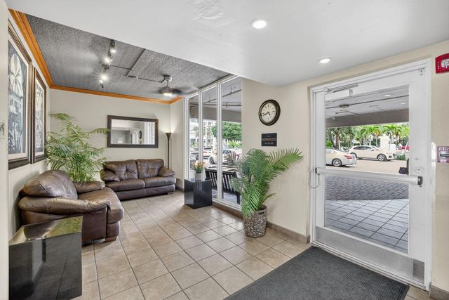 95 N Birch Road 702, Fort Lauderdale, FL 33304