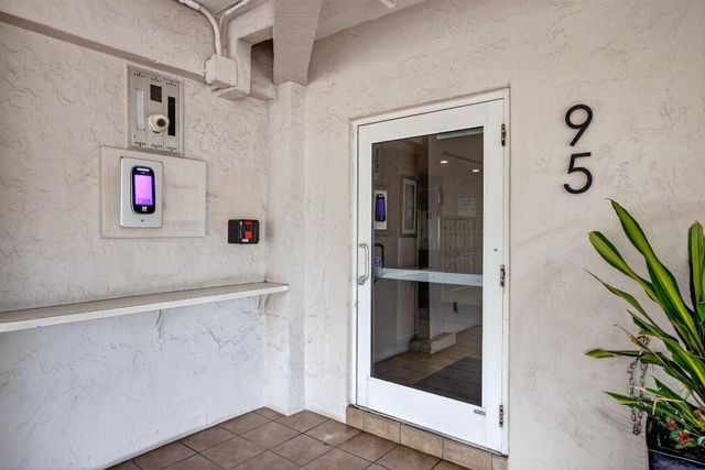 95 N Birch Road 702, Fort Lauderdale, FL 33304