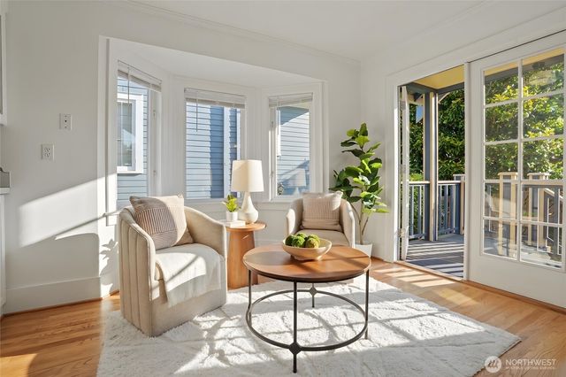 338 NW 79th Street, Seattle, WA 98117