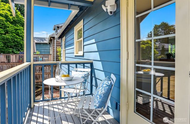 338 NW 79th Street, Seattle, WA 98117