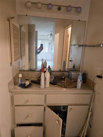 1802 MARINER DR 32, Tarpon Springs, FL 34689