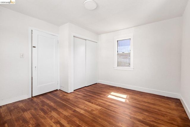 3986 Delmont Ave, Oakland, CA 94605
