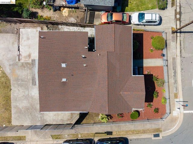 3986 Delmont Ave, Oakland, CA 94605