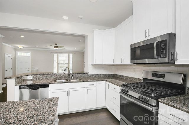 3043 Potomac River Parkway, Charlotte, NC 28217