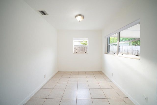 321 NW 51st Street, Oakland Park, FL 33309