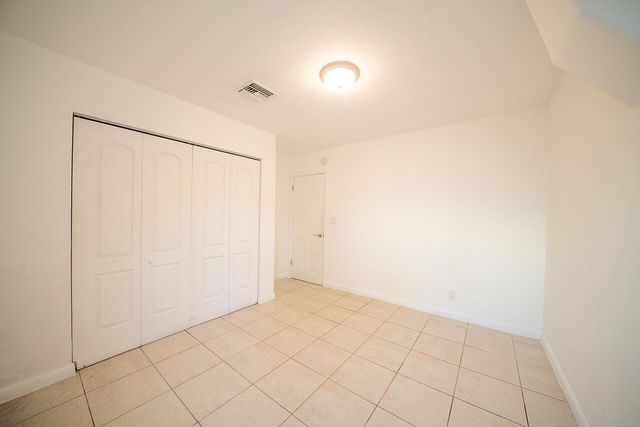 321 NW 51st Street, Oakland Park, FL 33309