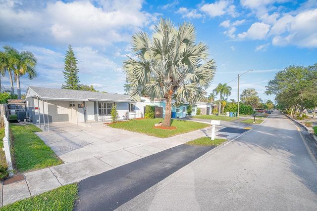 321 NW 51st Street, Oakland Park, FL 33309