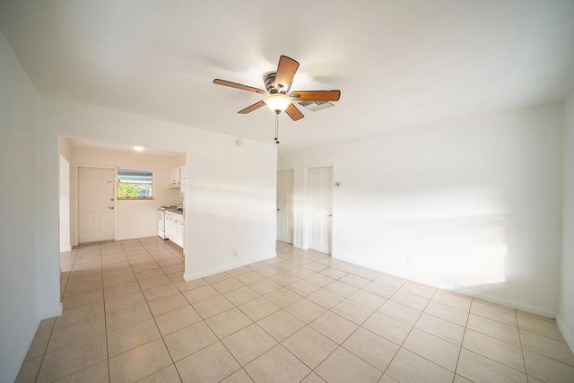 321 NW 51st Street, Oakland Park, FL 33309