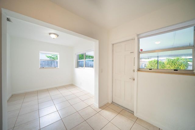 321 NW 51st Street, Oakland Park, FL 33309