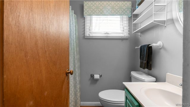 215 Millwood Drive, Tonawanda, NY 14150