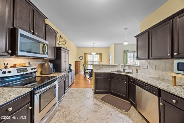 2451 Kodiak Drive, Winterville, NC 28590