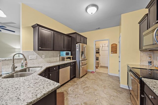 2451 Kodiak Drive, Winterville, NC 28590