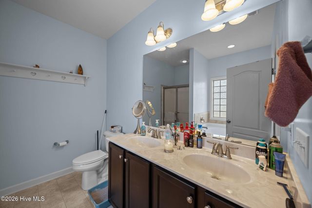 2451 Kodiak Drive, Winterville, NC 28590