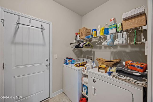 2451 Kodiak Drive, Winterville, NC 28590