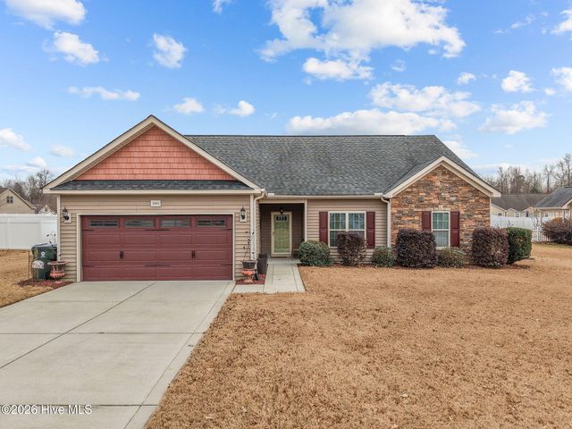 2451 Kodiak Drive, Winterville, NC 28590