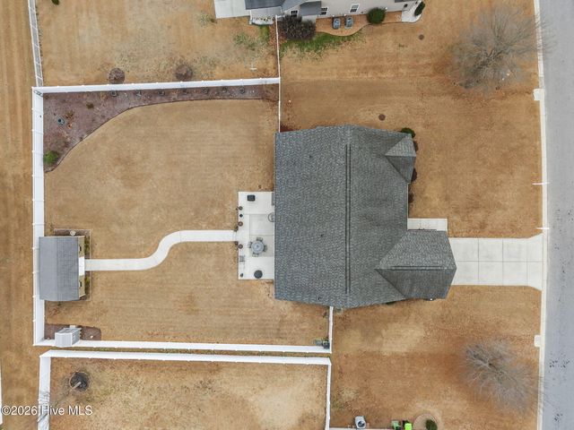 2451 Kodiak Drive, Winterville, NC 28590