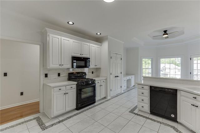 5821 Chalet Way, Hoschton, GA 30548