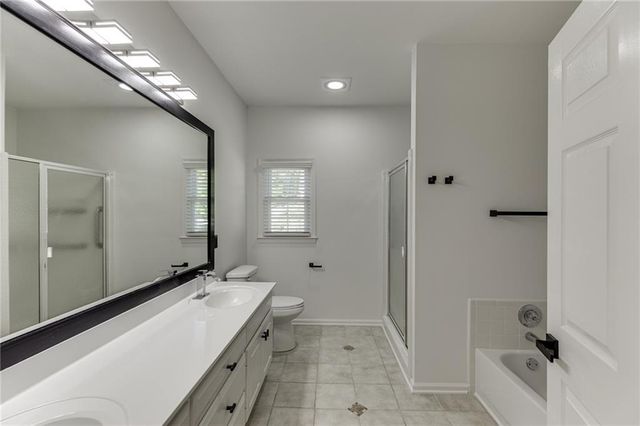 5821 Chalet Way, Hoschton, GA 30548