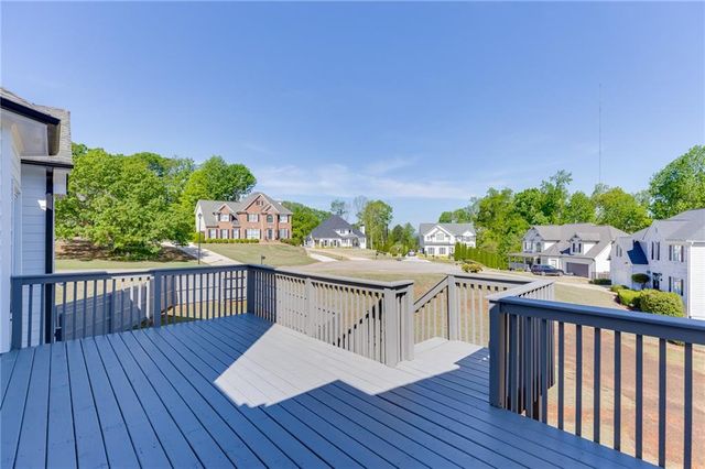 5821 Chalet Way, Hoschton, GA 30548