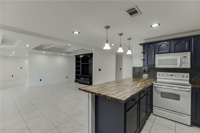 5821 Chalet Way, Hoschton, GA 30548