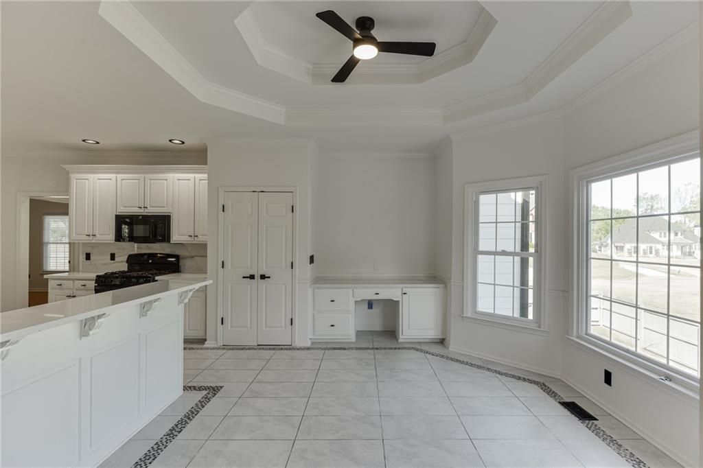 Image 20 of property listing at 5821 Chalet Way, Hoschton, GA 30548