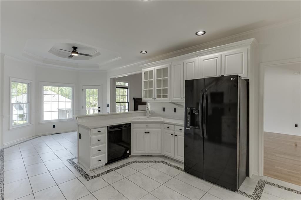 Image 24 of property listing at 5821 Chalet Way, Hoschton, GA 30548