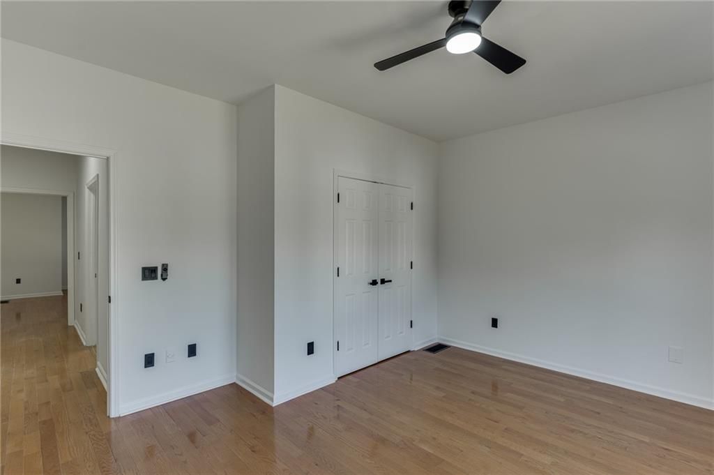 Image 34 of property listing at 5821 Chalet Way, Hoschton, GA 30548