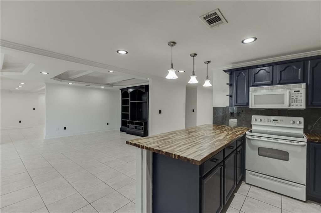 Image 54 of property listing at 5821 Chalet Way, Hoschton, GA 30548