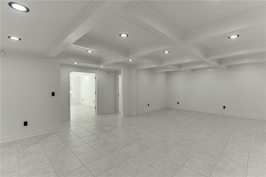 Image 60 of property listing at 5821 Chalet Way, Hoschton, GA 30548