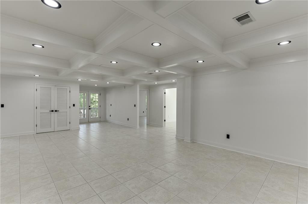 Image 61 of property listing at 5821 Chalet Way, Hoschton, GA 30548