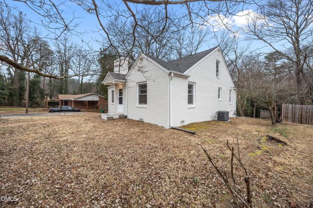 1811 Lazy Lane, High Point, NC 27265