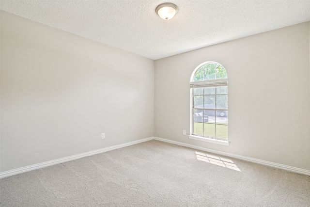 634 Lisa Street, Burleson, TX 76028
