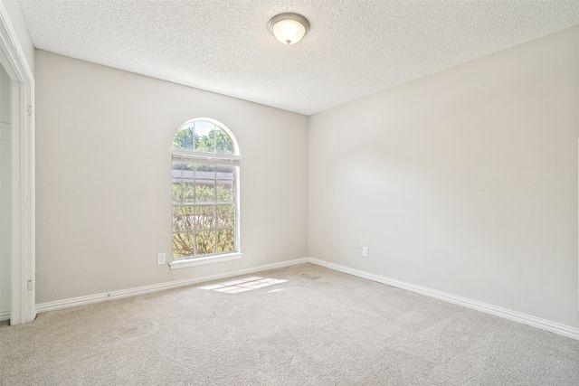 634 Lisa Street, Burleson, TX 76028