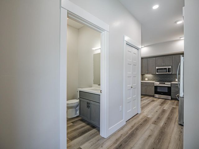 101 Aptos Village Way 4, Aptos, CA 95003