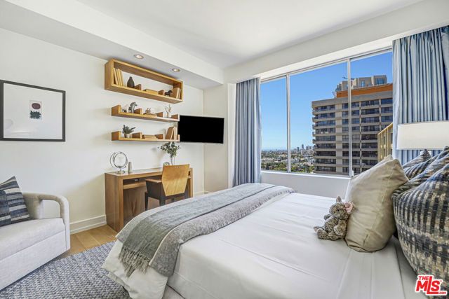 10724 Wilshire Boulevard 1607, Los Angeles, CA 90024