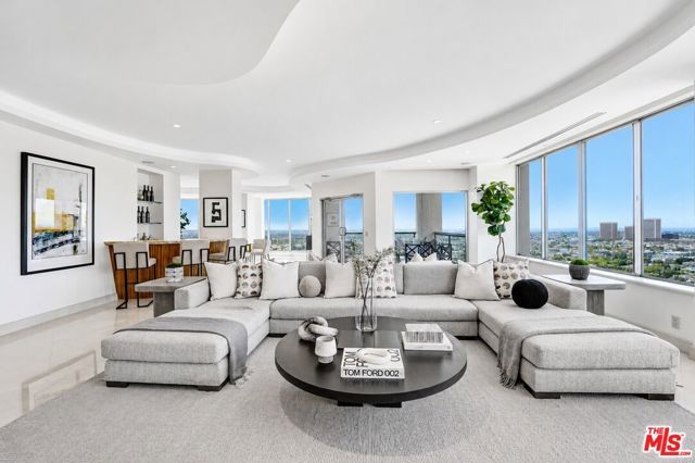 10724 Wilshire Boulevard 1607, Los Angeles, CA 90024