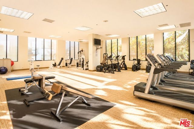10724 Wilshire Boulevard 1607, Los Angeles, CA 90024