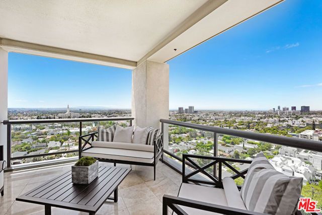 10724 Wilshire Boulevard 1607, Los Angeles, CA 90024
