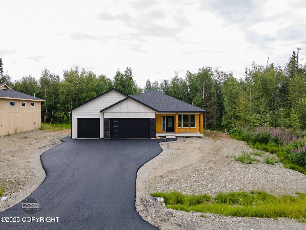 7254 E Riparian Loop, Palmer, AK 99645