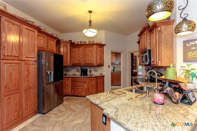 301 County Road 4772, Kempner, TX 76539