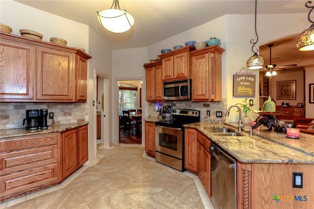 301 County Road 4772, Kempner, TX 76539