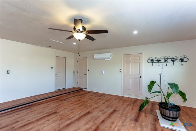 301 County Road 4772, Kempner, TX 76539