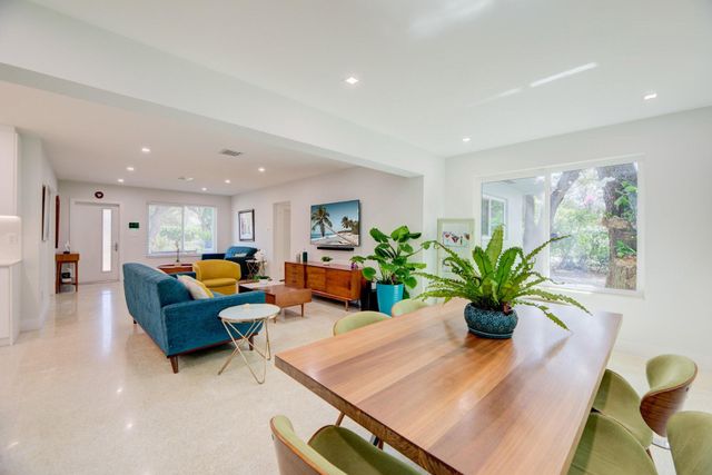 16100 NE 7th Avenue, Miami, FL 33162