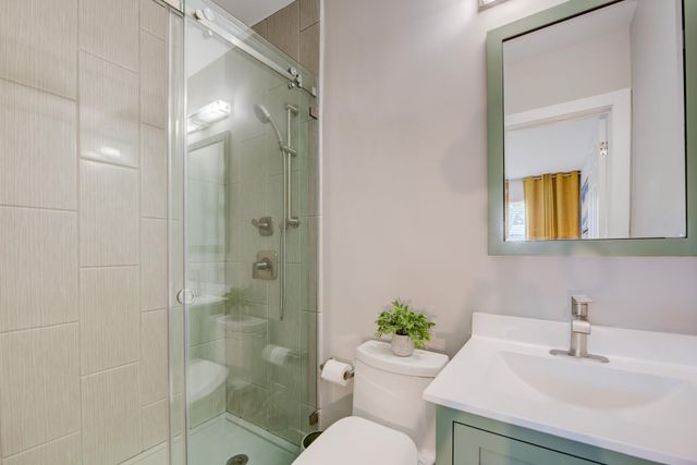 16100 NE 7th Avenue, Miami, FL 33162