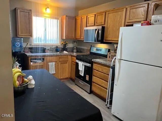 154 El Medio Street, Ventura, CA 93001