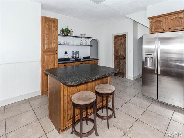 827 Bond Avenue, Collinsville, IL 62234