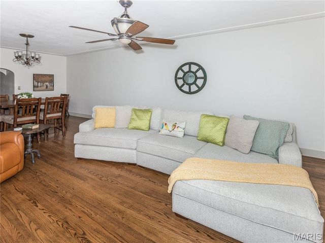827 Bond Avenue, Collinsville, IL 62234