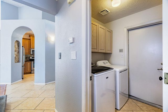 4115 Rancho Encanto Road NW, Albuquerque, NM 87120